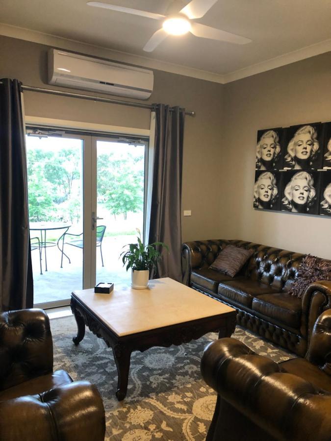 Barklysuites Apartments Rutherglen Bagian luar foto