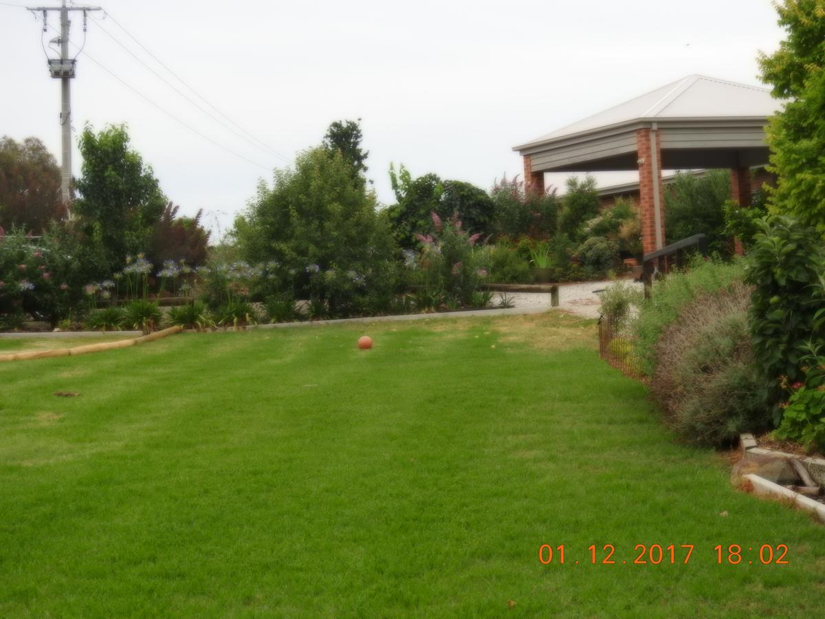 Barklysuites Apartments Rutherglen Bagian luar foto